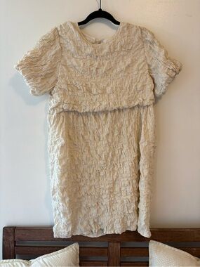 Cream Textured Short-Sleeve Ruched Dress